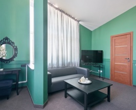 Люкс в Lips hotel