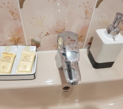 Двухместный стандарт с большой двуспальной кроватью в Виат vko