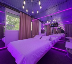 Двухместный номер Стандарт №8 двуспальная кровать в Gipnoz