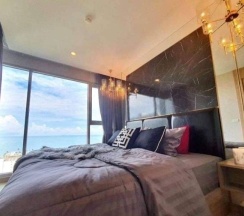 Номер Deluxe с балконом и с красивым видом из окна в Апартаменты Riviera Jomtien Beach