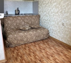 Семейный двухкомнатный с балконом в Уют