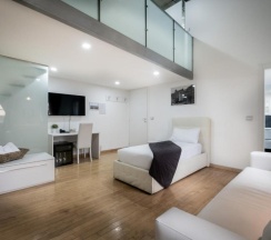 Трёхместный номер Standard в Arch Rome Suites