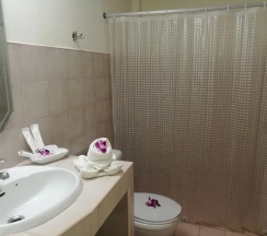 Двухместный номер Standard 2 отдельные кровати в On The Hill Karon Resort