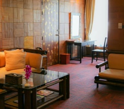 Двухместный люкс Kata двуспальная кровать в Mom Tri's Villa Royale