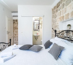 Двухместный номер Standard двуспальная кровать в Bokun Guesthouse