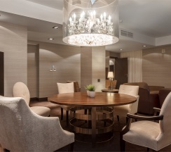 Сюит Дипломатический в Волна