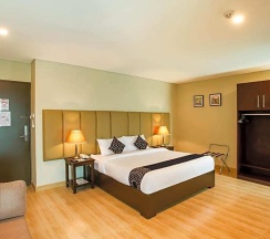 Двухместный номер Superior двуспальная кровать в Capital O 461 Asrodel Hotel