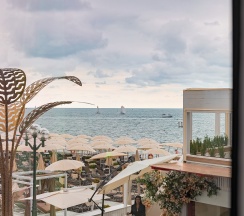 Делюкс с видом на море с двухспальной кроватью/Deluxe Sea View with Double Bed в Portofino hotel