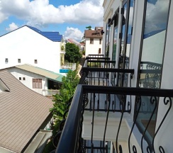 Двухместный номер Standard с видом на горы двуспальная кровать в Amia Hotel