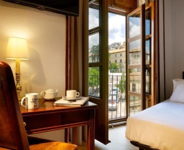 Семейный номер в Hotel Arco Elvira