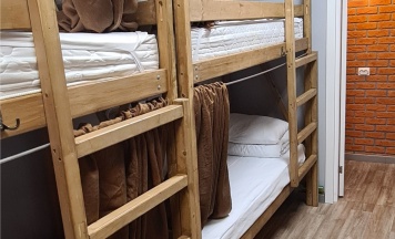 Мужской №6 в Hostel 65