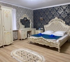 Делюкс в Версаль