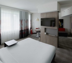 Представительский номер - с двуспальной кроватью в Novotel Москва Киевская