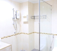 Одноместный номер Standard с частичным видом на море в The Beach Front Resort Pattaya  - SHA Plus