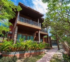 Номер Superior с балконом в Palm Leaf Resort
