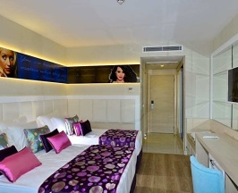 Одноместный номер Deluxe с видом на окрестности двуспальная кровать в Azura Deluxe Resort & Spa