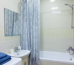 Апартаменты улучшенные Фрунзе,49 16 этаж в AntoninaApartments (АнтонинаАпартментс) на улице Крылова