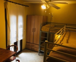 Кровать в общем номере (женский номер) в Arabas — Hostel