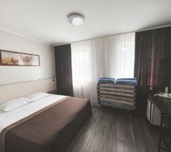 Номер стандарт с 1 двуспальной кроватью (с завтраком) в Баваренок