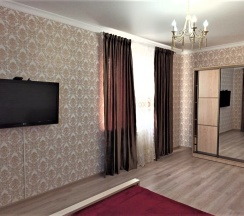 М.Горького 85Б. 1-комн.кв., 2-этаж, 87 в АнтиОтель