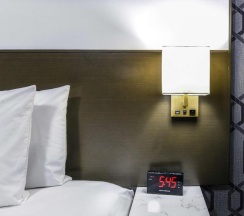 Двухместный семейный номер Standard двуспальная кровать в Sunset West Hotel, SureStay Collection by Best Western