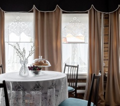 Коттедж стандарт с 2 односпальными и 1 двуспальной кроватью в Olafa Home
