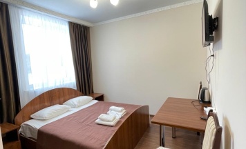 Комната стандарт с 1 двуспальной кроватью в Комфорт хаус