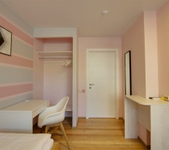 Двухместный номер с двумя отдельными кроватями (TWIN) в Riverside Hotel