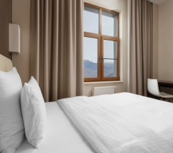 Номер Classic Superior с 2 односпальными кроватями в Панорама by Mercure Красная Поляна