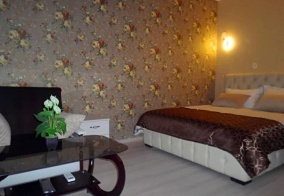 Отель Frunze Hotel в Бишкеке
