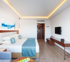 Двухместный номер Deluxe с видом на бассейн двуспальная кровать в Albatros Sharm Resort - By Pickalbatros
