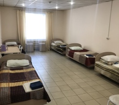 Кровать в общем номере с пятью кроватями в Парнас