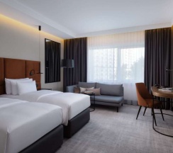 Трёхместный семейный номер Standard в Radisson Collection Hotel Warsaw