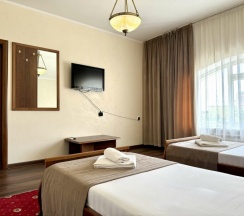 Семейный номер двухкомнатный в Bridge hotel