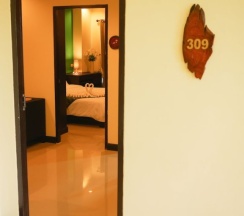 Номер Superior с балконом в The Phufa Waree Chiangrai Resort