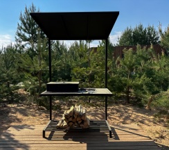 Дом в сосновом лесу в Хвоя