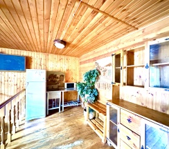 Дом с баней и мангальной зоной в Партия