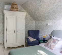 Жёлтый Дом, пер. Садовый, д. 14 в Желтый дом