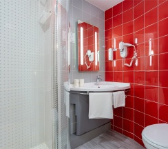 Номер Standard - с двуспальной кроватью в ibis Краснодар Центр