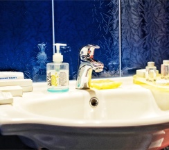 Стандарт включён Бассейн и SPA в Роза ветров
