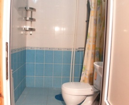 Стандартный номер на первом этаже с раздельными кроватями в Золотая рыбка