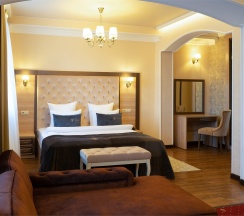 Luxe KING в Hotel Villa MARALIS