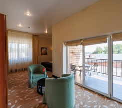 Люкс в Garden Hotel & SPA