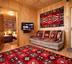 Трехкомнатный комфорт с кухонным уголком | 1 этаж в Hayat Haus