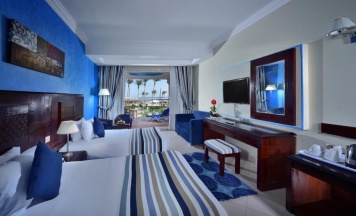 Трёхместный номер Deluxe с видом на море в Sea Beach Aqua Park Resort