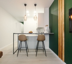 улучш. апартаменты 37 м с кроватью и диваном (центр, ул. Сакко, 24, "Vivaldi"), 419 в Viva aparts