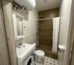 2-местные 1-комнатные апартаменты студия в Баринн