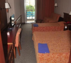 Двухместный номер Standard с видом на окрестности двуспальная кровать в Grand Kaptan Hotel - All Inclusive