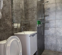 База "У Плотника" Коттедж 6+2 с камином и кондиционером в У плотника