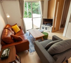 Коттедж с 4 комнатами в Cozy House A